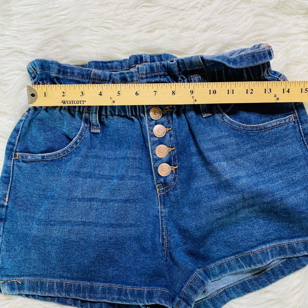 Wild Fable Women's High Rise Button Front Paper Bag Waist Jean Shorts Blue Small - Picture 6 of 9